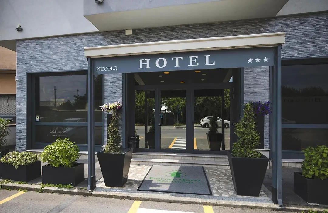 Piccolo Hotel Allamano-1